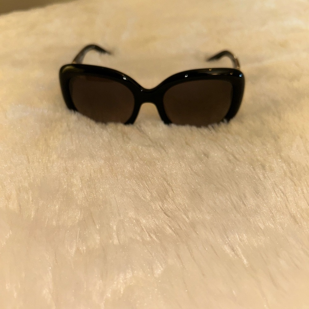Salvatore Ferragamo Glossy Black Sunglasses - Picture 4 of 4